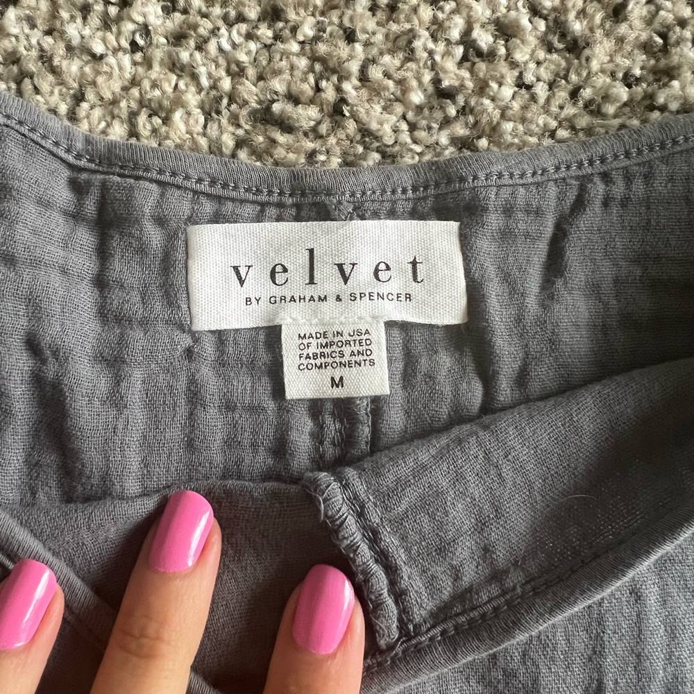 NWOT Velvet by Graham & Spencer Charcoal Tee
